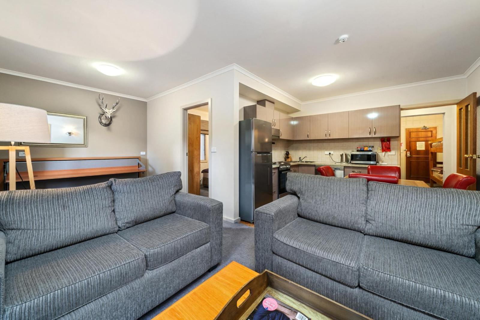 Hotel Pension Grimus Mount Buller Kültér fotó